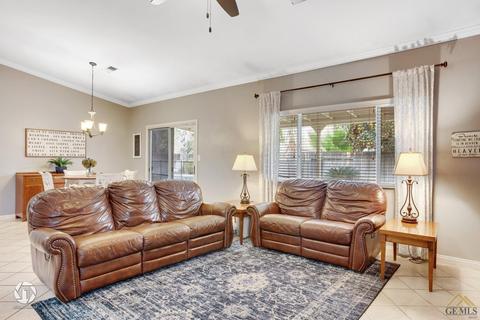 6911 Eagle Cap St, Bakersfield, CA 93313 photo 13