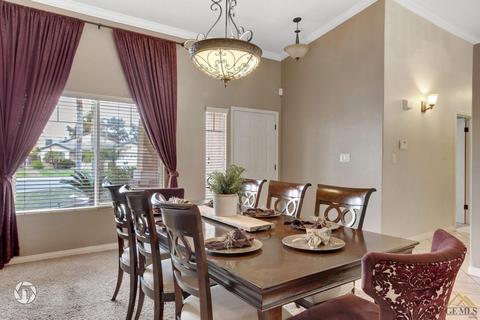 6911 Eagle Cap St, Bakersfield, CA 93313 photo 8