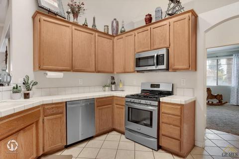 6911 Eagle Cap St, Bakersfield, CA 93313 photo 19
