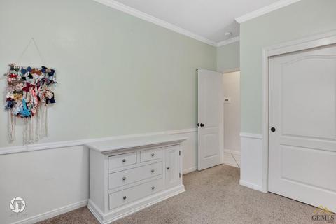 6911 Eagle Cap St, Bakersfield, CA 93313 photo 32