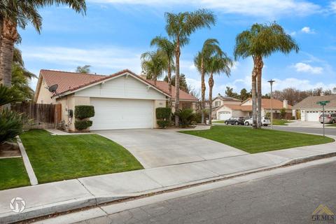 6911 Eagle Cap St, Bakersfield, CA 93313 photo 3