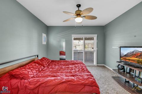 9806 Commodore Dr, Bakersfield, CA 93312 photo 16