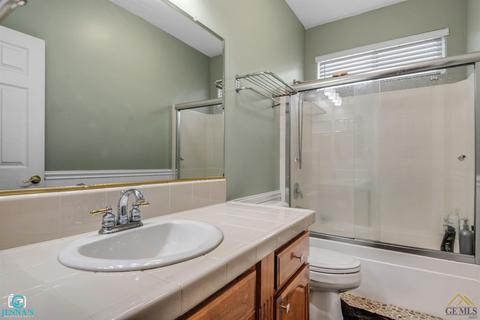 9806 Commodore Dr, Bakersfield, CA 93312 photo 19