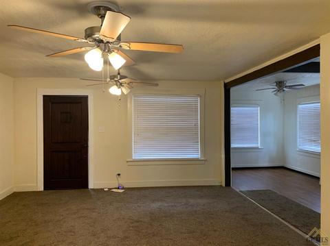 721 A St, Taft, CA 93268 photo 8