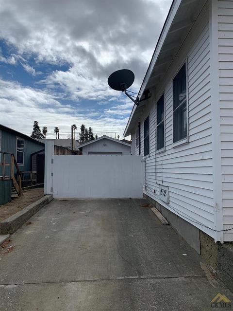 721 A St, Taft, CA 93268 photo 6