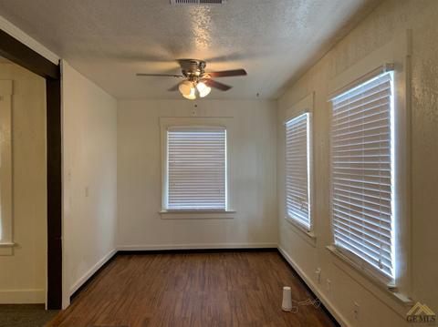 721 A St, Taft, CA 93268 photo 12