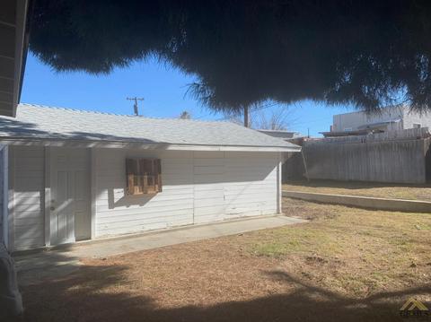 721 A St, Taft, CA 93268 photo 22