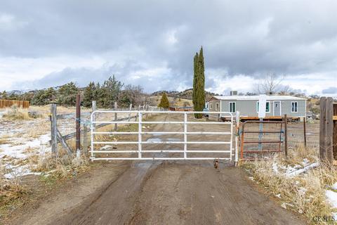 21923 Highline Rd, Tehachapi, CA 93561 photo 3