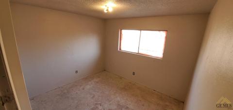 522 E 4th St, Bakersfield, CA 93307 photo 13