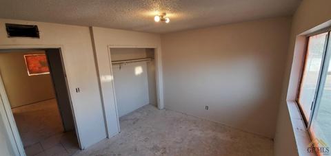 522 E 4th St, Bakersfield, CA 93307 photo 14