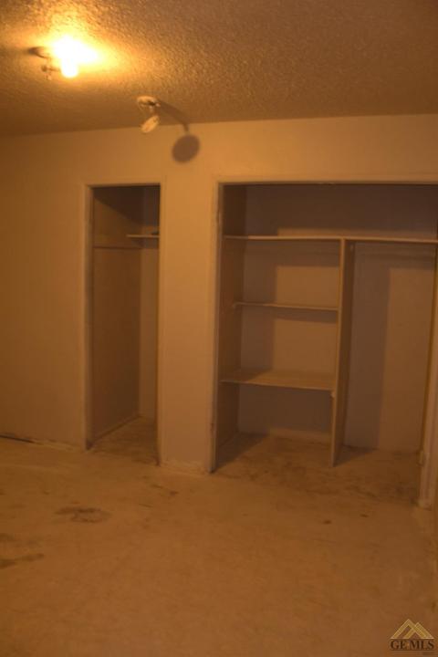 522 E 4th St, Bakersfield, CA 93307 photo 7