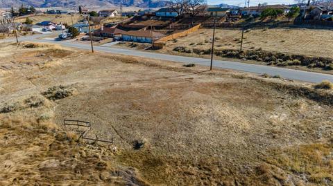 22433 Mccarthy Dr, Tehachapi, CA 93561 photo 9