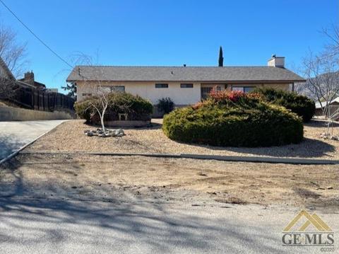 22251 Briarwood, Tehachapi, CA 93561 photo 2