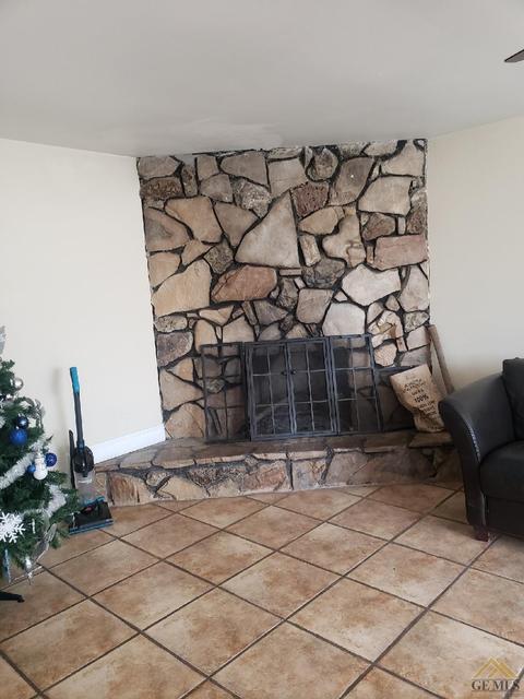 8224 Eucalyptus Dr, Bakersfield, CA 93306 photo 3