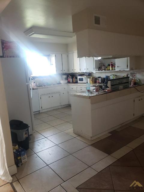 8224 Eucalyptus Dr, Bakersfield, CA 93306 photo 6