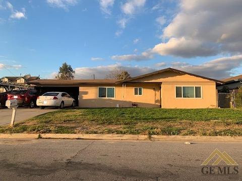 8224 Eucalyptus Dr, Bakersfield, CA 93306 photo 1