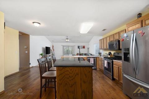 12213 Ruby River Dr, Bakersfield, CA 93312 photo 2