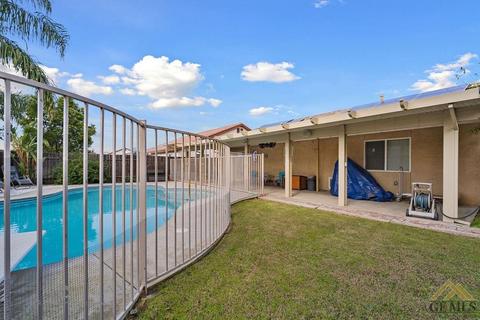 12213 Ruby River Dr, Bakersfield, CA 93312 photo 14