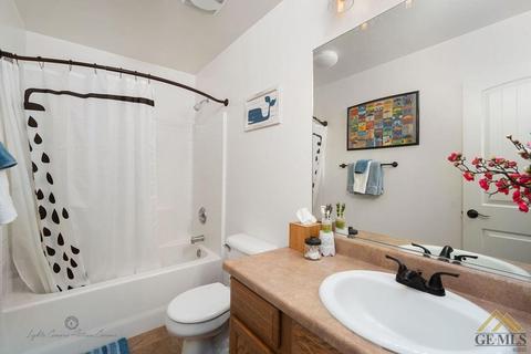 12213 Ruby River Dr, Bakersfield, CA 93312 photo 7