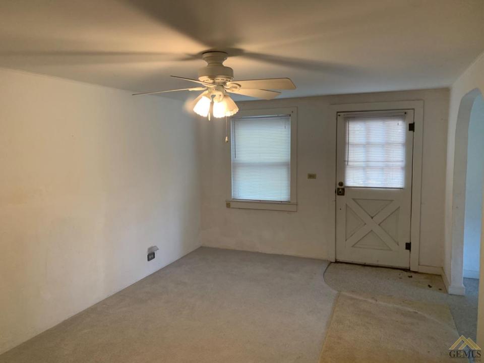  306 B St, Taft, CA 93268 photo 7