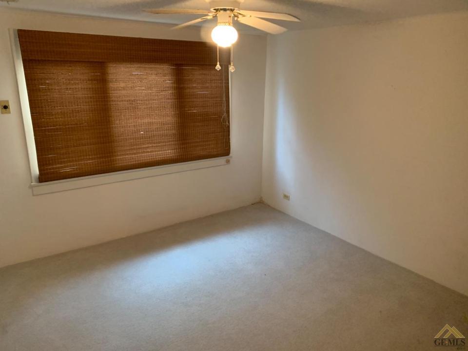  306 B St, Taft, CA 93268 photo 8