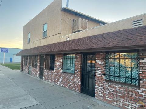 210 Baker St, Bakersfield, CA 93305 photo 1