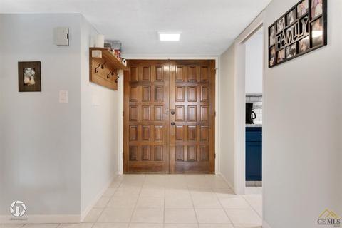 3201 Pendleton, Bakersfield, CA 93309 photo 4