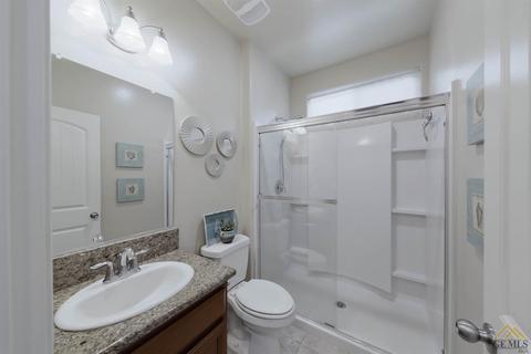 9509 Tonset St, Bakersfield, CA 93313 photo 7