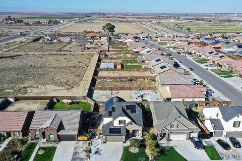 9509 Tonset St, Bakersfield, CA 93313 photo 37