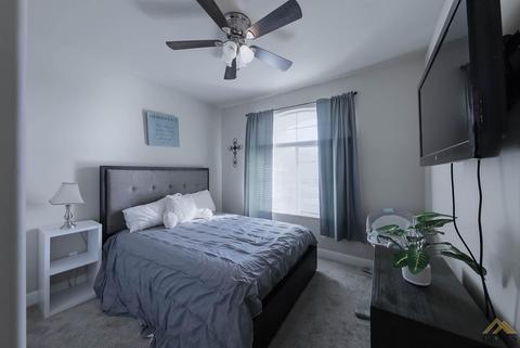 9509 Tonset St, Bakersfield, CA 93313 photo 8