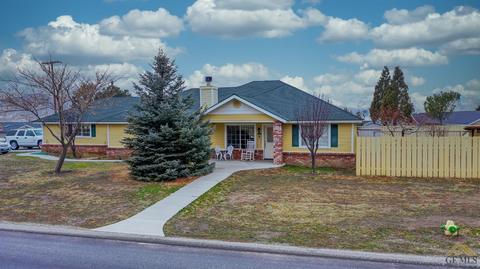 18400 Branding Iron Ct, Tehachapi, CA 93561 photo 1
