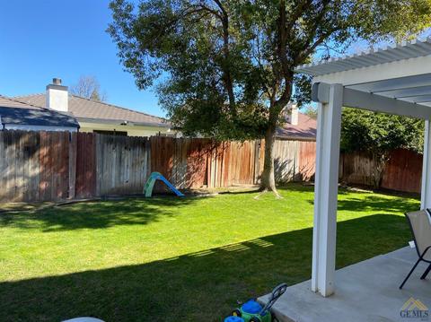 910 Crown Pointe Dr, Bakersfield, CA 93312 photo 27