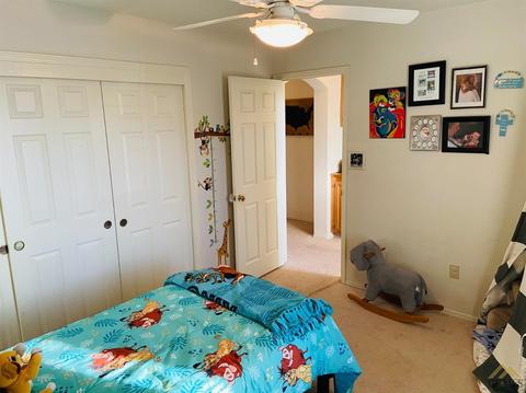 910 Crown Pointe Dr, Bakersfield, CA 93312 photo 23