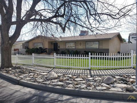 913 Williams Way, Taft, CA 93268 photo 2