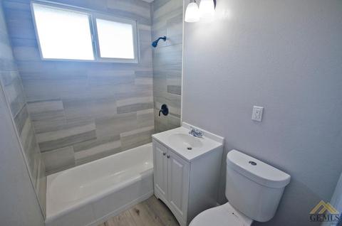 124 North St, Taft, CA 93268 photo 9