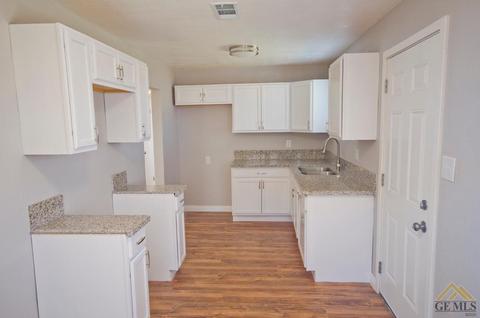 124 North St, Taft, CA 93268 photo 6