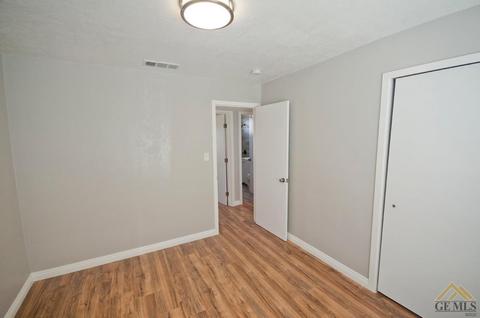 124 North St, Taft, CA 93268 photo 11