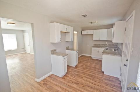 124 North St, Taft, CA 93268 photo 7