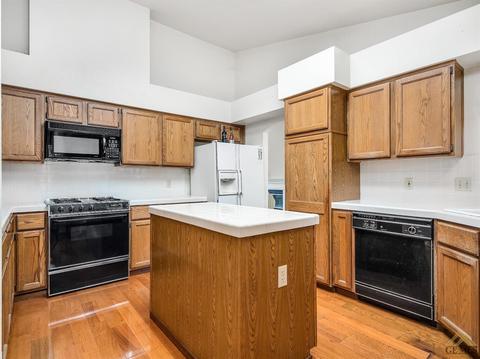 930 Kensington Ave, Lemoore, CA 93245 photo 15