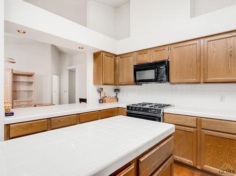 930 Kensington Ave, Lemoore, CA 93245 photo 11