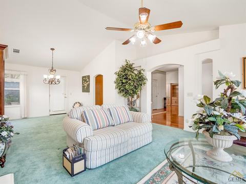930 Kensington Ave, Lemoore, CA 93245 photo 8