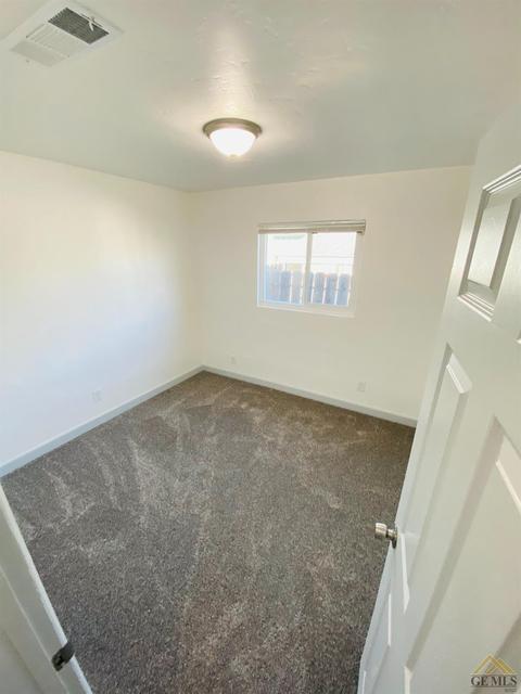 1832 Dover St, Delano, CA 93215 photo 4