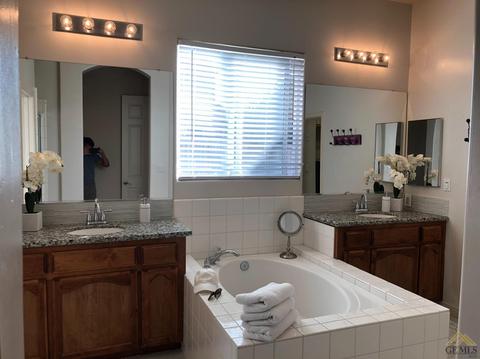 6701 Carracci Ln, Bakersfield, CA 93306 photo 24