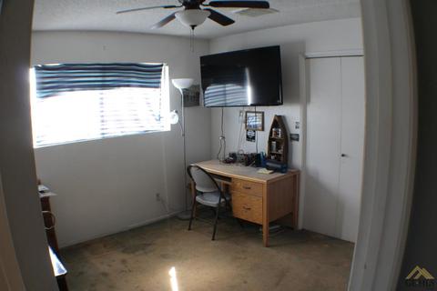 311 Calvin St, Taft, CA 93268 photo 9