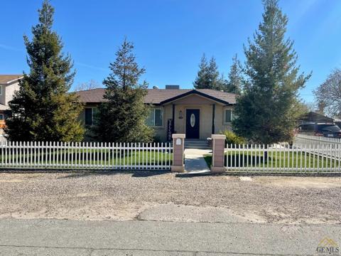 712 Pierce St, Taft, CA 93268 photo 1
