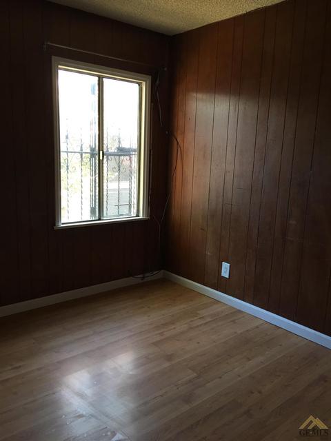 1712 N Holmes Ave, Compton, CA 90222 photo 13