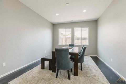 15947 Cusano Pl, Bakersfield, CA 93314 photo 9