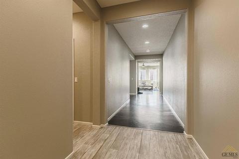 15947 Cusano Pl, Bakersfield, CA 93314 photo 4