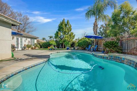 700 Faversham Way, Bakersfield, CA 93311 photo 9