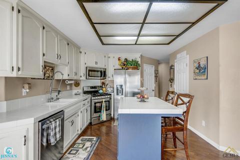 700 Faversham Way, Bakersfield, CA 93311 photo 16